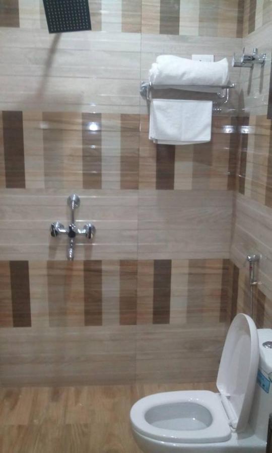 Hotel Ss Grand 勒克瑙 外观 照片