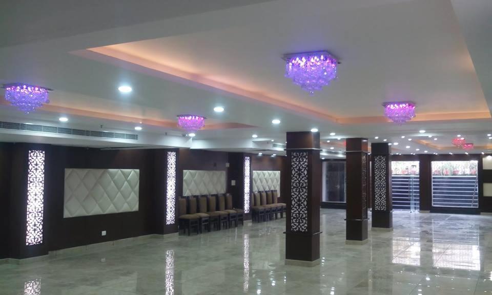 Hotel Ss Grand 勒克瑙 外观 照片
