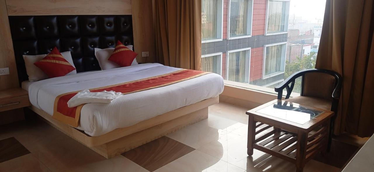 Hotel Ss Grand 勒克瑙 外观 照片